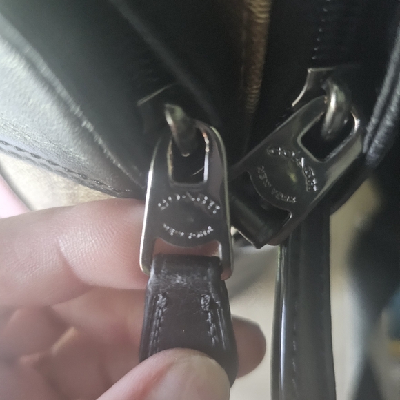 Coach crossbody houston pack in signature canvas - Picture 9 of 13